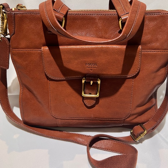 Fossil 11 x 13 Camel satchel bag with two top handles and adjustable strap - Picture 2 of 7